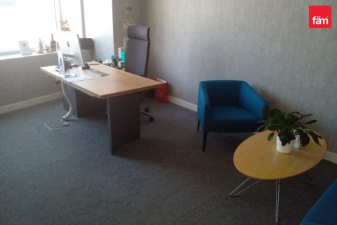 Bureau à Dubai, 103.9 m², № 12365 - photo 1