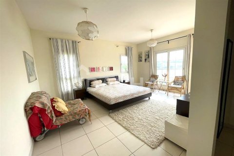 Villa en Dubai, 3 dormitorios, 375 m², № 6659 - foto 6