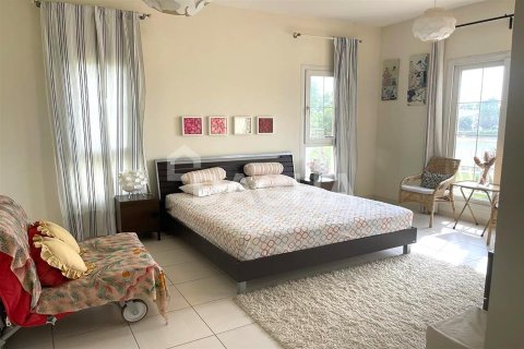 Villa en Dubai, 3 dormitorios, 375 m², № 6659 - foto 5