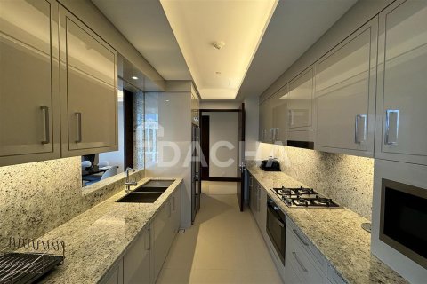 Снять в аренду квартиру в The Address Sky View Tower 1, Даунтаун Дубай (Даунтаун Бурдж Дубай), Дубай: 2 спальни, 141.1м², № 6675 - фото 7