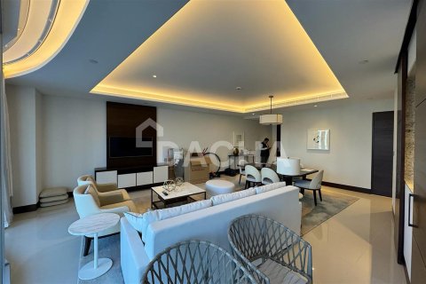 Снять в аренду квартиру в The Address Sky View Tower 1, Даунтаун Дубай (Даунтаун Бурдж Дубай), Дубай: 2 спальни, 141.1м², № 6675 - фото 3