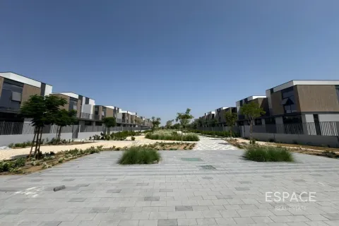 Villa in Mudon, Dubai 3 bedrooms, 218 sq.m. № 61728 - photo 9