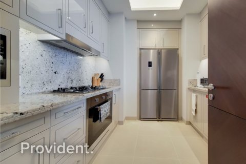 Apartment in Downtown Dubai (Downtown Burj Dubai), Dubai 3 bedrooms № 3237 - photo 9