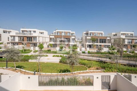 Villa in Tilal Al Ghaf, Dubai 4 bedrooms, 317 sq.m. № 24239 - photo 14