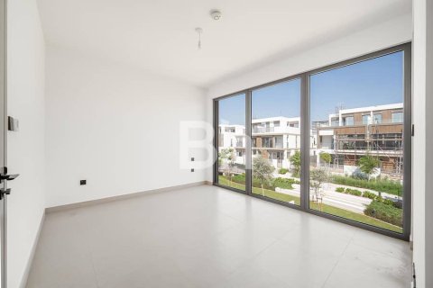 Villa in Tilal Al Ghaf, Dubai 4 bedrooms, 317 sq.m. № 24239 - photo 4