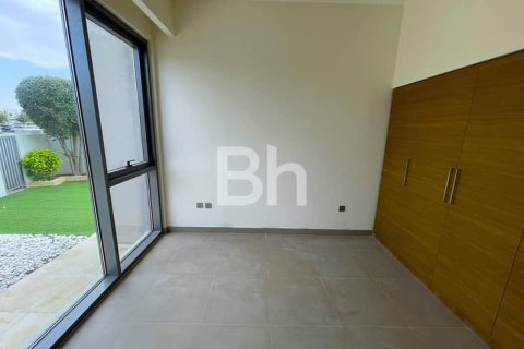 Снять в аренду виллу в Дубай Хилс Эстейт, Дубай: 5 спален, 480м², № 24236 - фото 18
