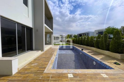 Снять в аренду виллу в Дубай Хилс Эстейт, Дубай: 5 спален, 480м², № 24236 - фото 30