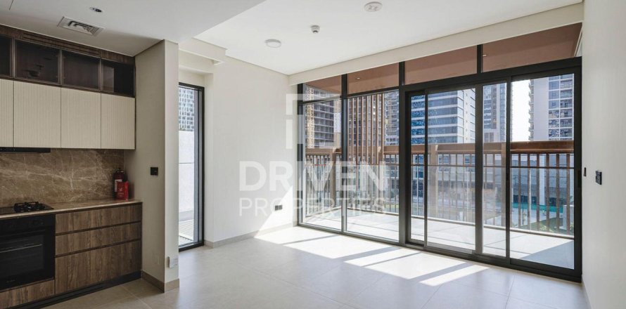 Apartment in Business Bay, Dubai 1 bedroom, 64 sq.m. № 87048