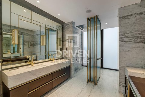 Villa in Jumeirah 3, Jumeirah, Dubai 6 bedrooms, 849.78 sq.m. № 138193 - photo 25