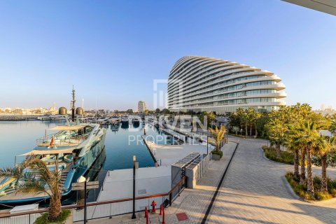 Villa in Jumeirah 3, Jumeirah, Dubai 6 bedrooms, 849.78 sq.m. № 138193 - photo 3
