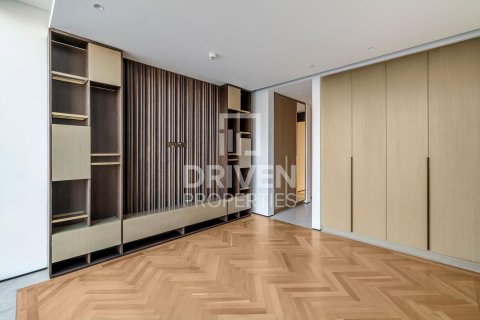 Villa in Jumeirah 3, Jumeirah, Dubai 6 bedrooms, 849.78 sq.m. № 138193 - photo 13