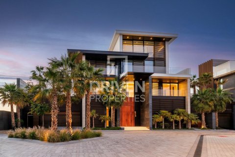 Villa in Jumeirah 3, Jumeirah, Dubai 6 bedrooms, 849.78 sq.m. № 138193 - photo 4
