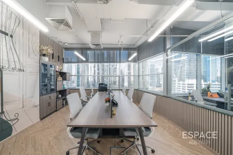 Снять в аренду офис в Джумейра Лейк Тауэрс, Дубай: 111м², № 71351 - фото 4