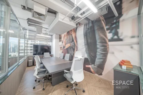 Снять в аренду офис в Джумейра Лейк Тауэрс, Дубай: 111м², № 71351 - фото 3