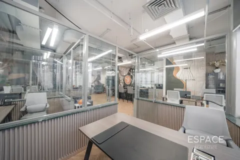 Снять в аренду офис в Джумейра Лейк Тауэрс, Дубай: 111м², № 71351 - фото 17