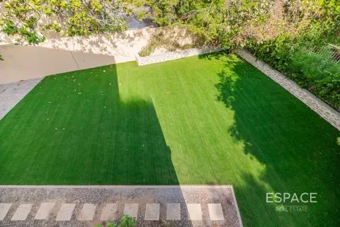 Villa à Meadows, Dubai, 5 chambres, 353 m², № 71353 - photo 19