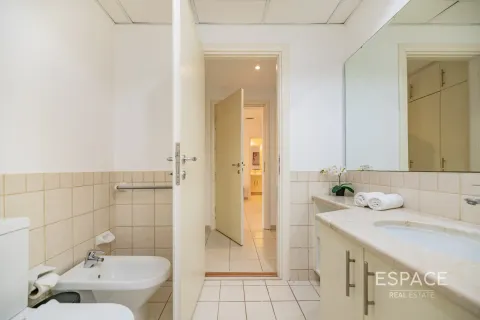 Villa à Meadows, Dubai, 5 chambres, 353 m², № 71353 - photo 13