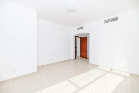 Снять в аренду виллу в Арабиан Ранчес, Дубай: 3 спальни, 283м², № 71352 - фото 10