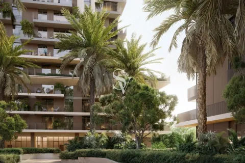 Купить квартиру в Dubai Land, Дубай: 3 спальни, 207м², № 114613 - фото 13