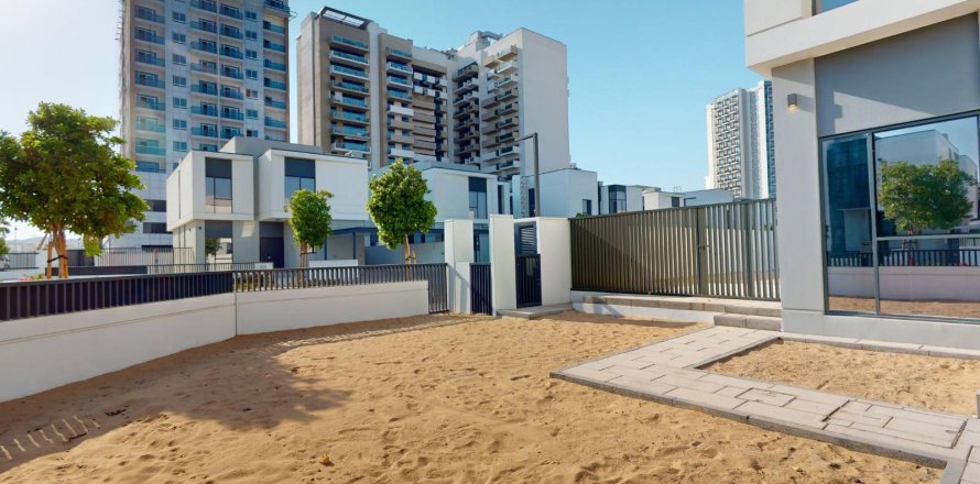Вилла в Murooj Al Furjan, Al Furjan, Дубай, 4 спальни, 574.8м², № 4390