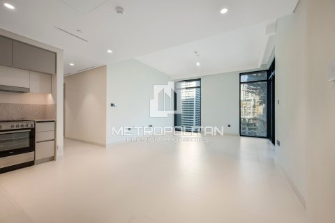 Apartamento en EMAAR Beachfront, Dubai Harbour, Dubai, 2 dormitorios, 102 m², № 4383 - foto 2