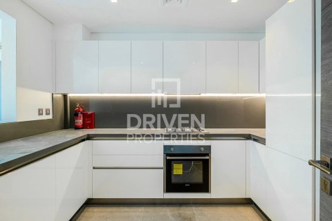 Apartment in Business Bay, Dubai 2 bedrooms, 157 sq.m. № 19833 - photo 17
