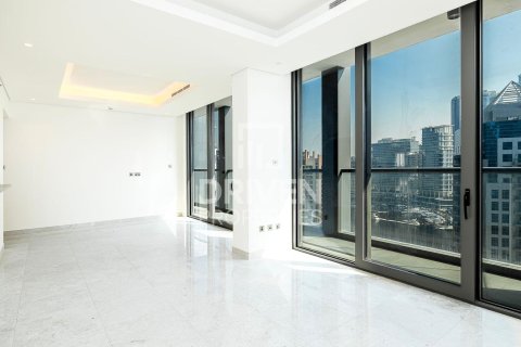 Apartment in Business Bay, Dubai 2 bedrooms, 157 sq.m. № 19833 - photo 2