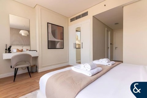 Купить квартиру в DIFC, Дубай: 2 спальни, 119м², № 74885 - фото 9