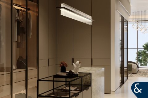 Villa in Jumeirah Golf Estates, Dubai 4 bedrooms, 567 sq.m. № 74886 - photo 9