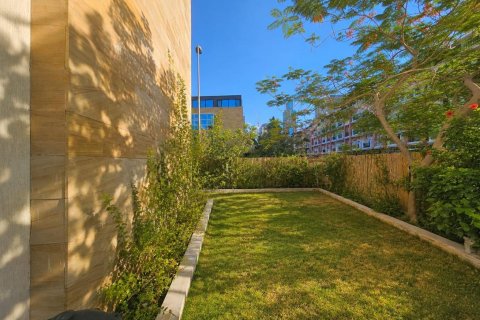 Villa in District 13, Jumeirah Village Circle, Dubai 3 bedrooms, 242.94 sq.m. № 136342 - photo 14