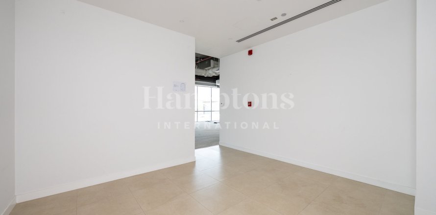 Bureau à Sheikh Zayed Road, Dubai, 205.892 m², № 13696