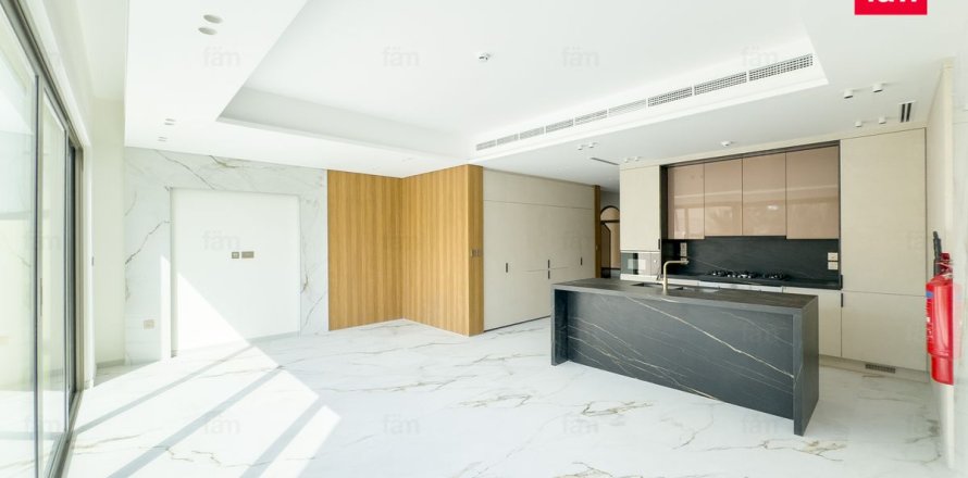 Villa in Dubai 3 bedrooms, 219.9 sq.m. № 40390
