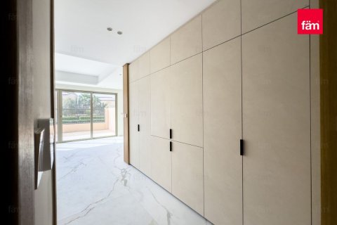Villa in Dubai 3 bedrooms, 219.9 sq.m. № 40390 - photo 6