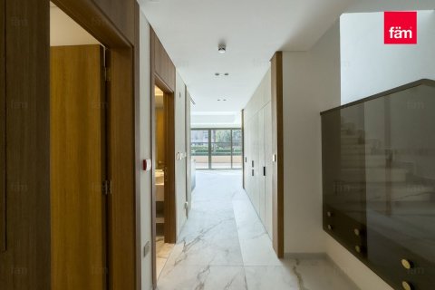 Villa in Dubai 3 bedrooms, 219.9 sq.m. № 40390 - photo 1