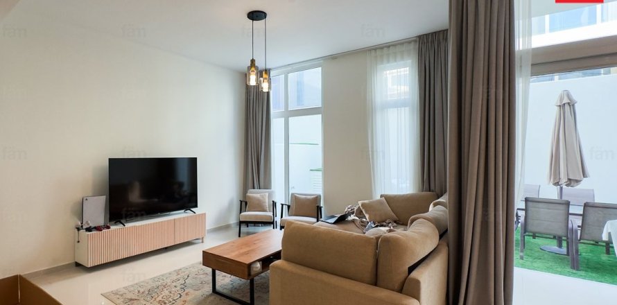 Townhouse in Dubai 3 bedrooms, 151.8 sq.m. № 85954