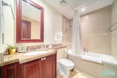 Apartment in Old Town, Dubai 2 bedrooms, 135 sq.m. № 14628 - photo 10