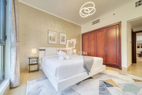 Apartment in Old Town, Dubai 2 bedrooms, 135 sq.m. № 14628 - photo 12