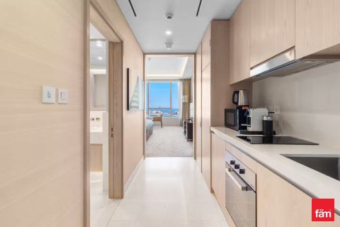 Apartment in Palm Jumeirah, Dubai 48.6 sq.m. № 43147 - photo 14