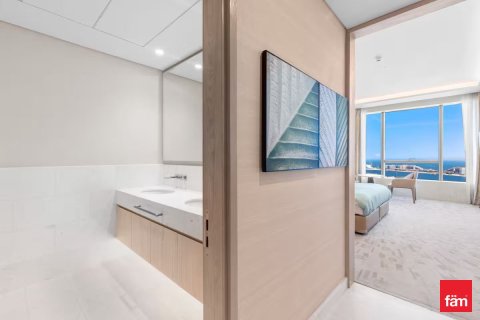 Apartment in Palm Jumeirah, Dubai 48.6 sq.m. № 43147 - photo 11