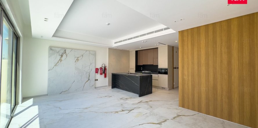 Вилла в Дубае, 3 спальни, 219.9м², № 43149