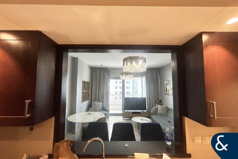 Apartment in Downtown Dubai (Downtown Burj Dubai), Dubai 2 bedrooms, 96 sq.m. № 75756 - photo 7