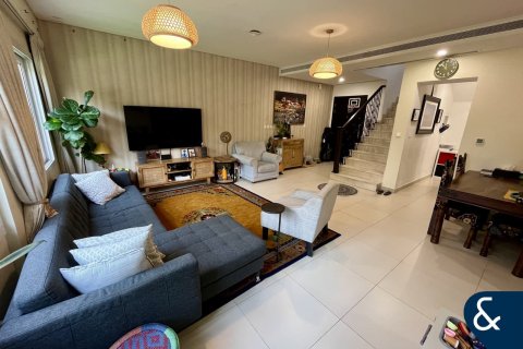 Villa à Bella Casa, Serena, Dubai, 3 chambres, 175 m², № 75758 - photo 2