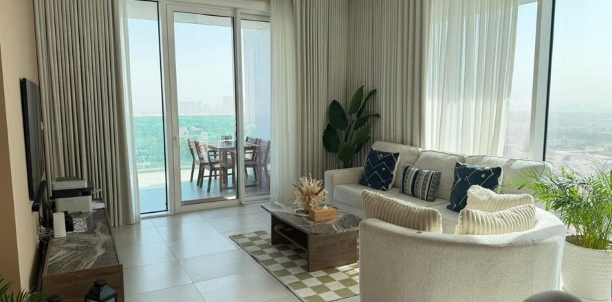 Квартира в Аль-Кифафе, Дубай, 3 спальни, 163.9м², № 99450