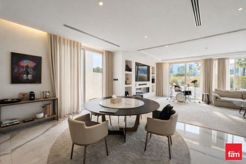 Villa en Dubai, 4 dormitorios, 243.2 m², № 99470 - foto 11