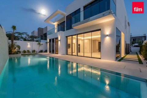 Купить виллу в Al Furjan, Дубай: 5 спален, 603.9м², № 99461 - фото 2