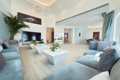 Villa in Signature Villas, Palm Jumeirah, Dubai 6 bedrooms, 657 sq.m. № 14957 - photo 21