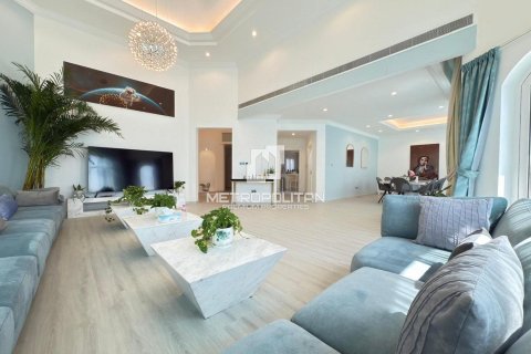 Villa in Signature Villas, Palm Jumeirah, Dubai 6 bedrooms, 657 sq.m. № 14957 - photo 27