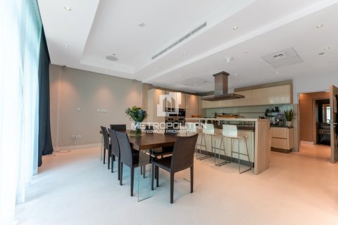 Villa in Dubai Marina, Dubai 5 bedrooms, 764 sq.m. № 14950 - photo 14