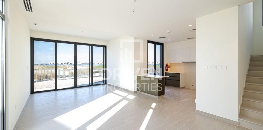 Вилла в EMAAR South, Dubai South (Dubai World Central), Дубай, 4 спальни, 274.71м², № 136551
