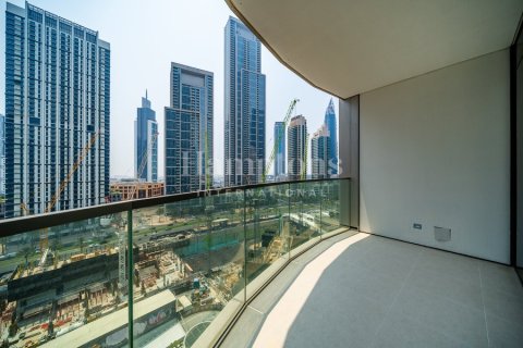 Apartamento en Grandeur Residences, Palm Jumeirah, Dubai, 2 dormitorios, 121.23841500 m², № 12551 - foto 2